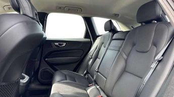 Volvo XC60 2.0 B4D Momentum 5dr AWD Geartronic