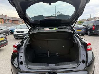 Nissan Juke 1.0 DiG-T Acenta Premium 5dr DCT
