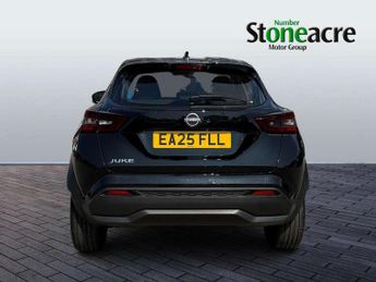 Nissan Juke 1.0 DiG-T Acenta Premium 5dr DCT