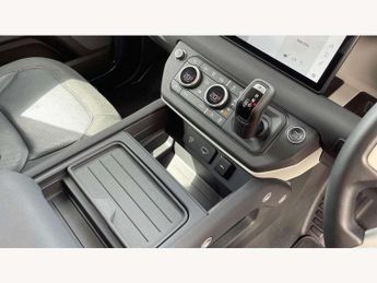 Land Rover Defender 2.0 D240 S 110 5dr Auto
