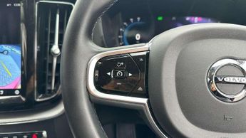 Volvo XC60 2.0 B4D Plus Dark 5dr AWD Geartronic