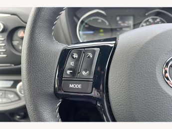 Toyota Yaris 1.5 Hybrid Excel 5dr CVT