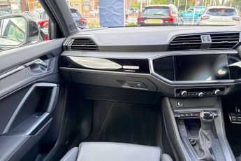 Audi Q3 35 TFSI Black Edition 5dr S Tronic [20" Alloy]
