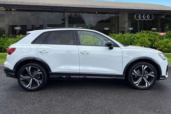 Audi Q3 35 TFSI Black Edition 5dr S Tronic [20" Alloy]