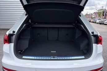 Audi Q3 35 TFSI Black Edition 5dr S Tronic [20" Alloy]