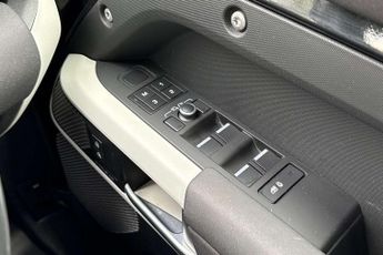 Land Rover Defender 3.0 D250 XS Edition 110 5dr Auto