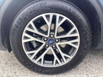 Ford Kuga 2.0 EcoBlue 190 Titanium 5dr Auto AWD