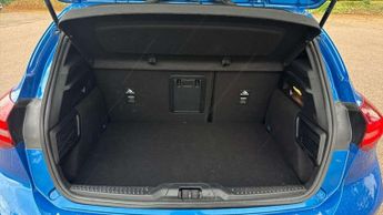 Ford Focus 1.0 EcoBoost Hybrid mHEV 155 ST-Line X 5dr Auto