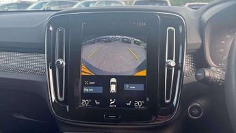 Volvo XC40 1.5 T3 [163] R DESIGN 5dr Geartronic