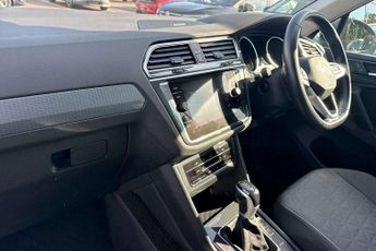 Volkswagen Tiguan 2.0 TDI Life 5dr DSG