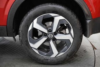 Nissan Qashqai 1.3 DiG-T MH 158 N-Connecta 5dr Xtronic