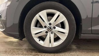 Volkswagen Golf Estate 1.5 eTSI 150 Life 5dr DSG