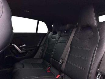 Mercedes-Benz CLA Shooting Brake CLA 220 AMG Line Premium 5dr Tip Auto