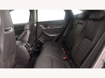 Jaguar F-Pace 2.0 P400e R-Dynamic HSE Black 5dr Auto AWD