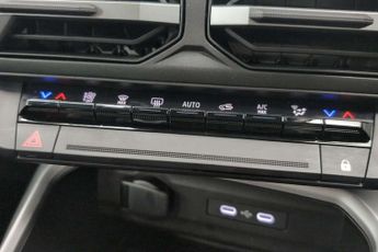 Dacia Journey 1.8 Hybrid 155 Journey 5dr Auto