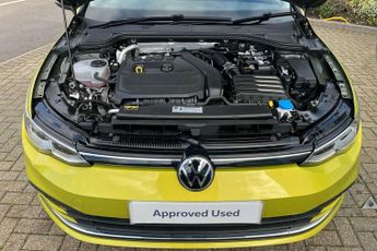 Volkswagen Golf 1.5 eTSI 150 Style 5dr DSG