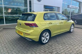 Volkswagen Golf 1.5 eTSI 150 Style 5dr DSG