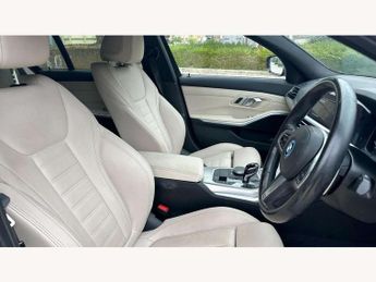 BMW 3 Series 330e M Sport 4dr Step Auto