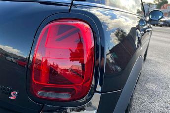 MINI Hatchback 2.0 Cooper S Sport 3dr Auto