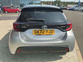 Toyota Yaris 1.5 Hybrid Design 5dr CVT