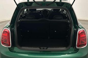 MINI Hatchback 1.5 Cooper Classic 3dr Auto