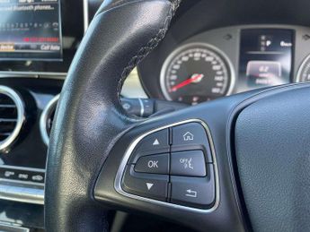 Mercedes-Benz C-Class C220d SE 4dr 9G-Tronic