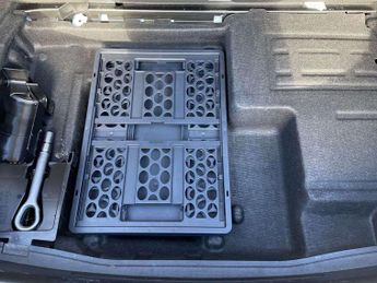Mercedes-Benz C-Class C220d SE 4dr 9G-Tronic