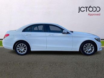 Mercedes-Benz C-Class C220d SE 4dr 9G-Tronic