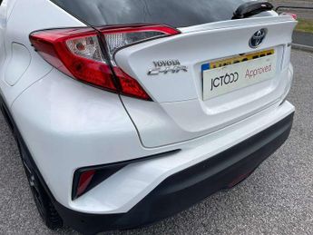 Toyota C-HR 1.8 Hybrid Design 5dr CVT