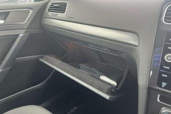 Volkswagen Golf 1.5 TSI EVO SE [Nav] 5dr DSG