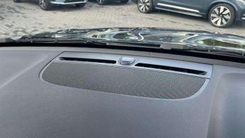 Volvo XC40 2.0 B3P Core 5dr Auto