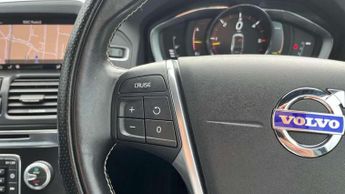 Volvo XC60 D5 [220] R DESIGN Lux Nav 5dr AWD Geartronic