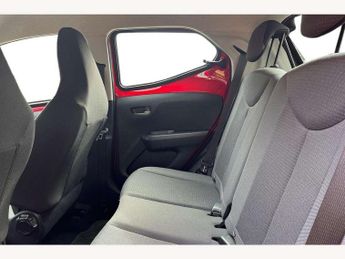 Toyota Aygo 1.0 VVT-i X-Play TSS 5dr x-shift