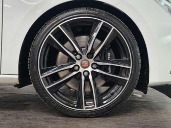 SEAT Leon 2.0 TSI 290 Cupra Lux [EZ] 5dr DSG