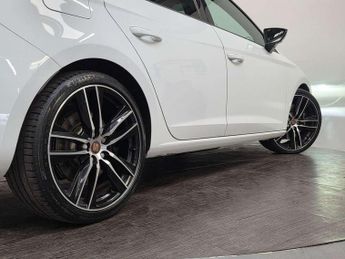 SEAT Leon 2.0 TSI 290 Cupra Lux [EZ] 5dr DSG