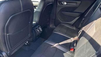 Volvo XC40 1.5 T3 [163] R DESIGN 5dr Geartronic