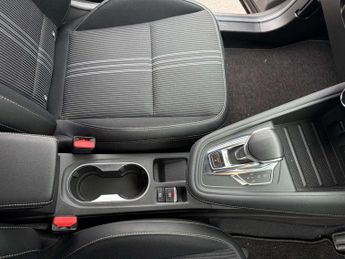 Renault Captur 1.6 E-Tech full hybrid 145 Engineered 5dr Auto