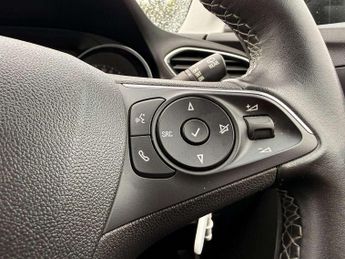 Vauxhall Grandland X 1.2 Turbo SRi Nav 5dr Auto