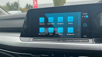 Volkswagen Golf 1.5 eTSI 150 Life 5dr DSG