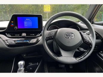 Toyota C-HR 2.0 Hybrid Design 5dr CVT