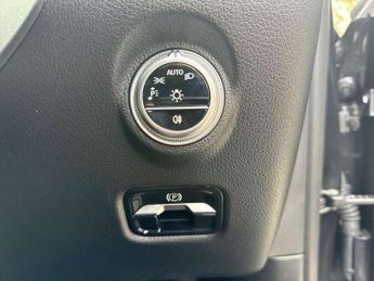Mercedes-Benz C-Class C200 Sport 4dr 9G-Tronic