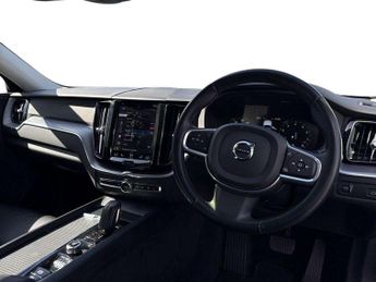 Volvo XC60 2.0 B5P [250] Momentum 5dr Geartronic