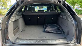 Land Rover Range Rover Velar 2.0 P400e Dynamic SE 5dr Auto