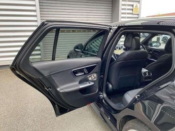 Mercedes-Benz C-Class Estate C300 AMG Line Premium Plus 5dr 9G-Tronic