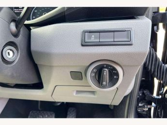 Volkswagen Transporter 2.0 BiTDI 204 Highline Kombi Van DSG