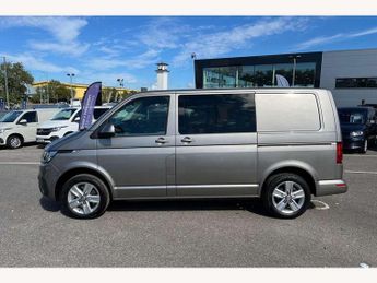Volkswagen Transporter 2.0 TDI 150 Highline Kombi Van DSG