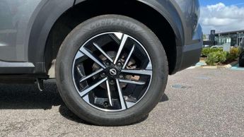 Nissan Juke 1.6 Hybrid N-Connecta 5dr Auto