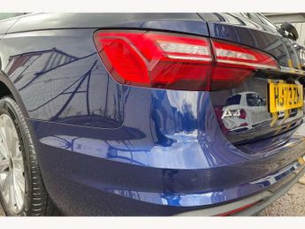 Audi A4 Avant 35 TFSI Technik 5dr S Tronic