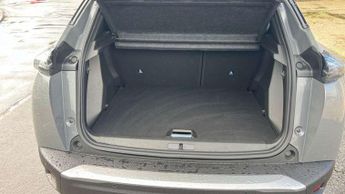 Peugeot 2008 1.2 Hybrid 136 GT 5dr e-DSC6