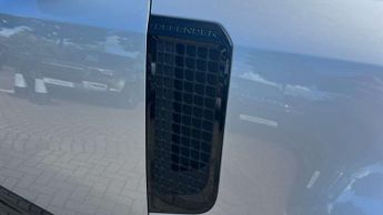 Land Rover Defender 3.0 D250 X-Dynamic HSE 90 3dr Auto